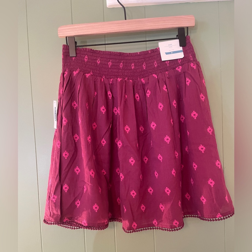 Old Navy knit double layer skirt in magenta
